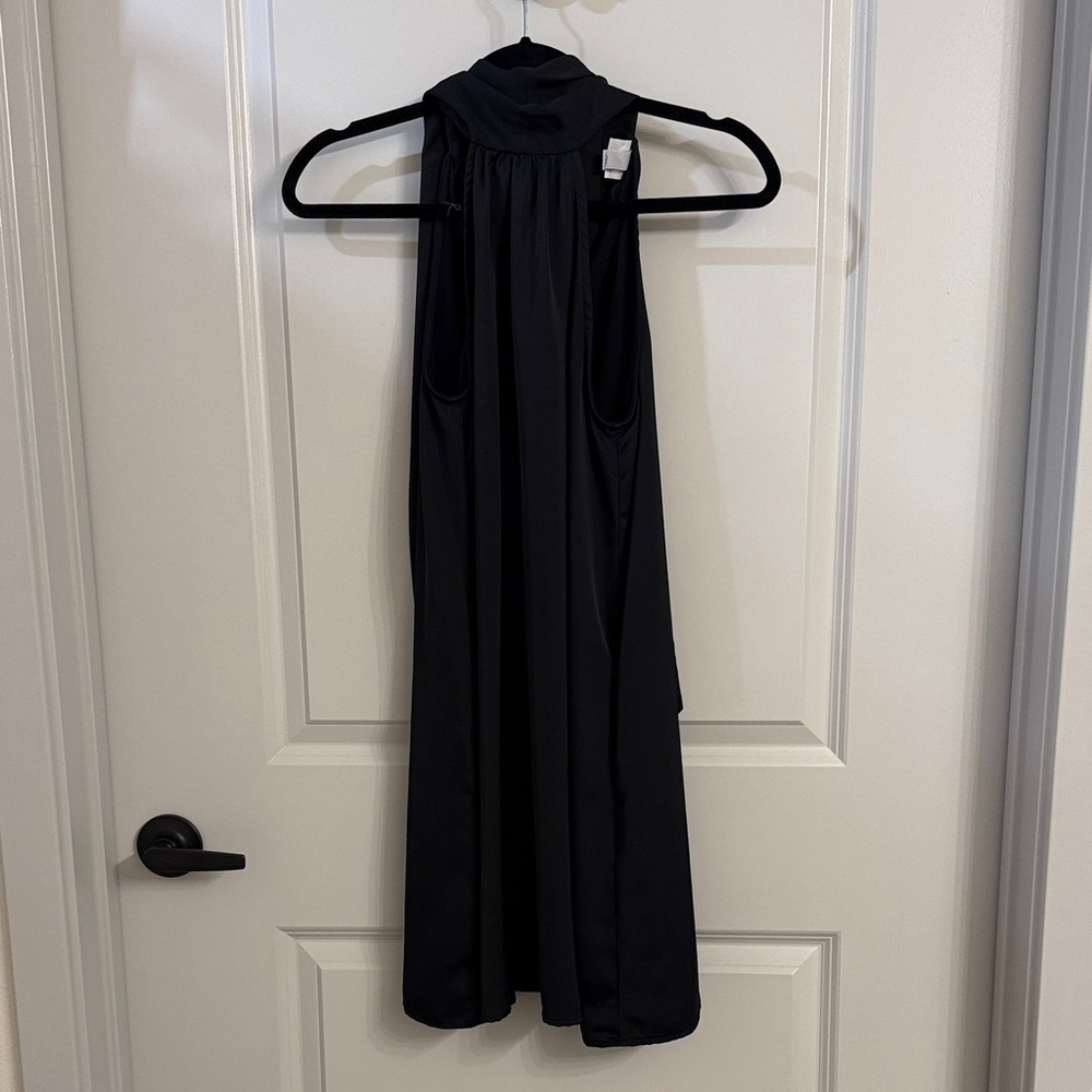 Elegant Black Sleeveless Dress